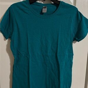 Gildan Teal Short-Sleeve Crewneck Tee